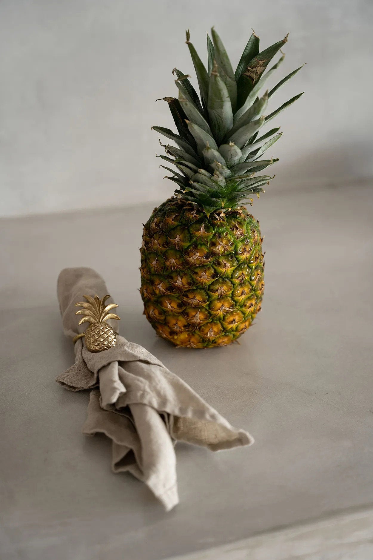 Der Ananas Serviettenring - Gold