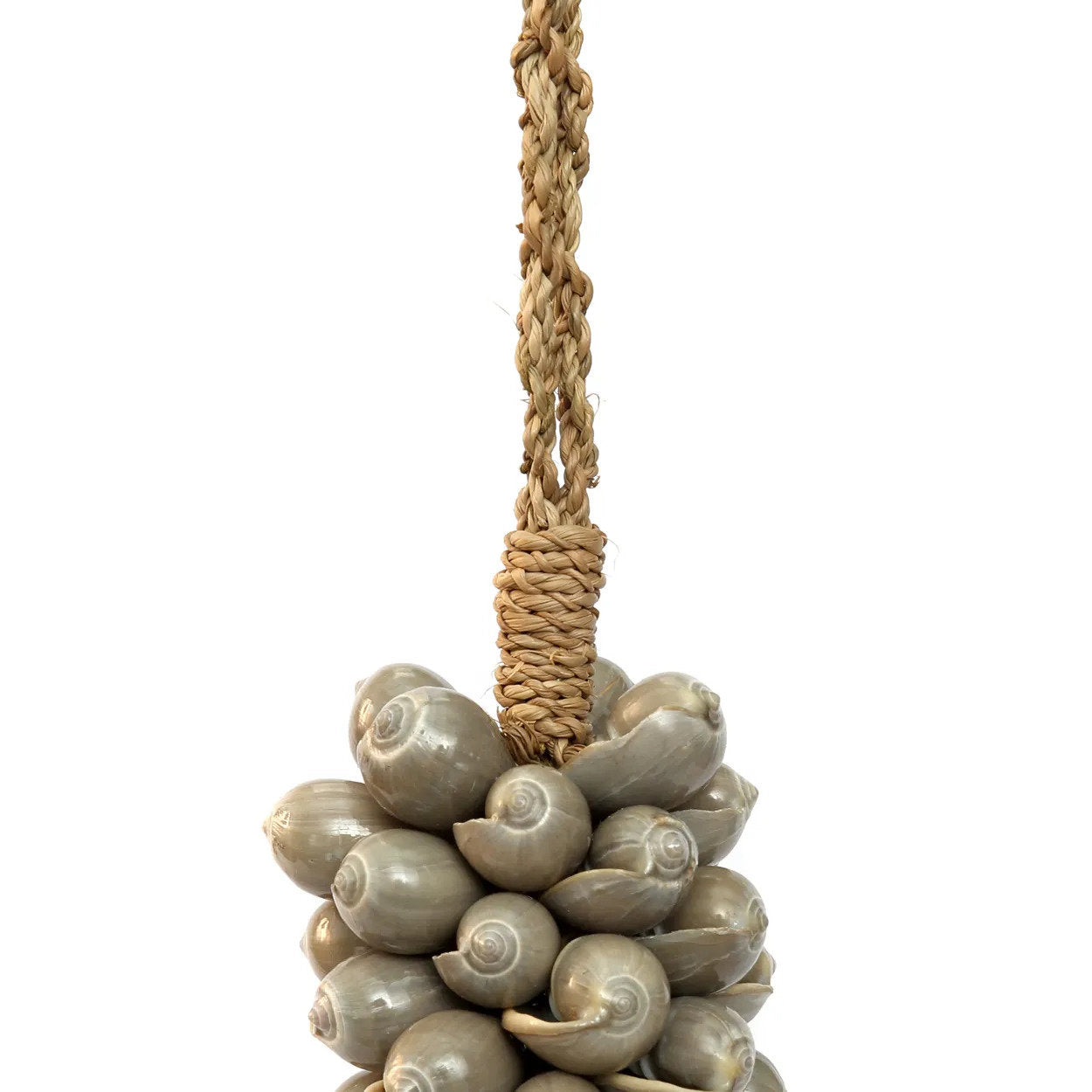 Hängende Dekoration aus Muscheln und Baumwolle - Grau