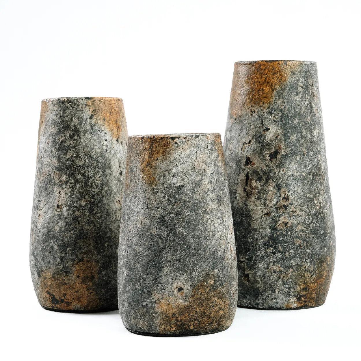 Die gespenstische Vase - Antik Grau - S
