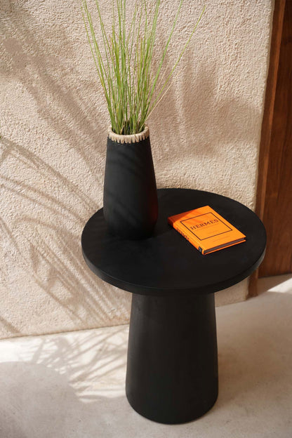 Der Timber Conic Beistelltisch - Schwarz - 50