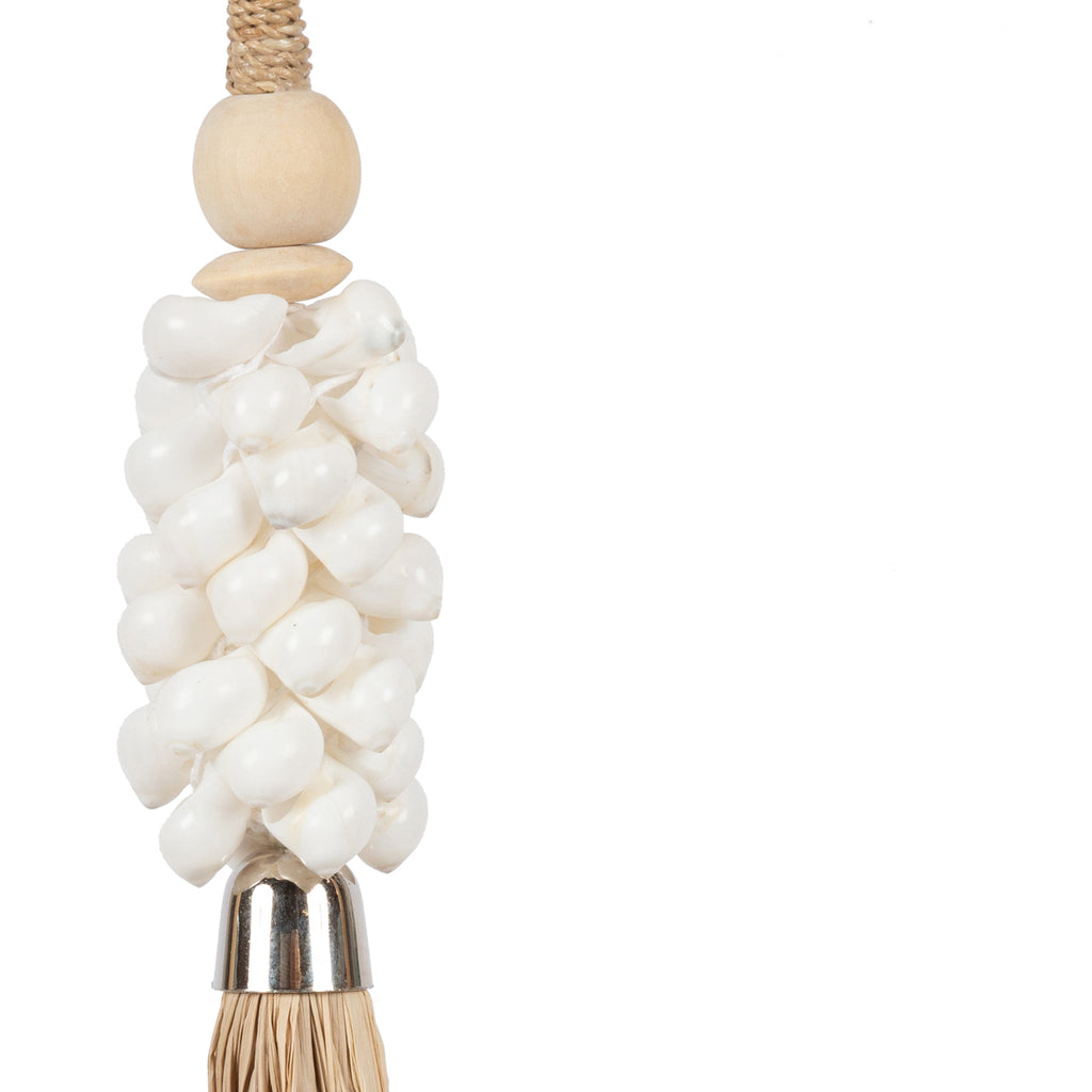 Die weiße Muschel und Raffia Hängedekoration